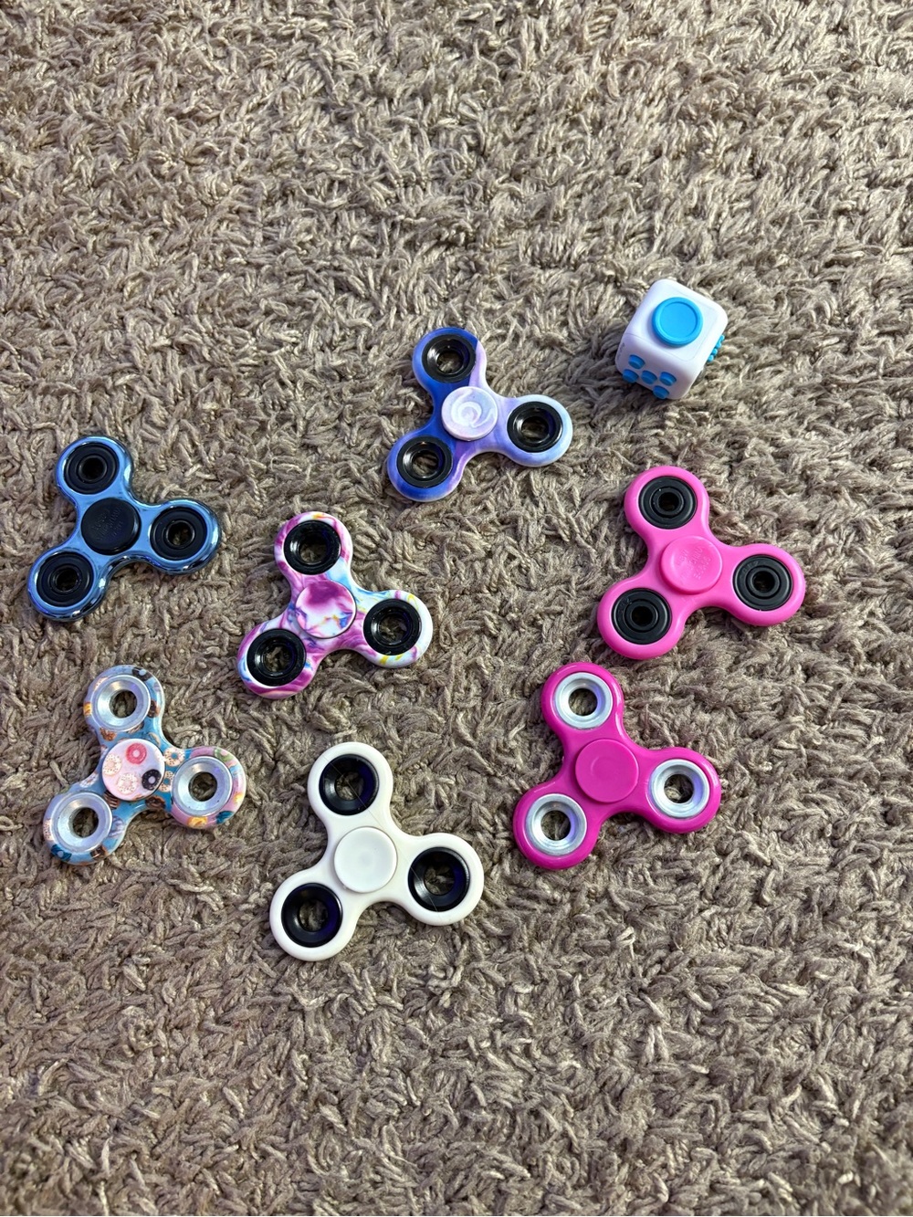 Colorful Kids Fidget Spinner Pack — Pink, White, Blue, Purple Mix